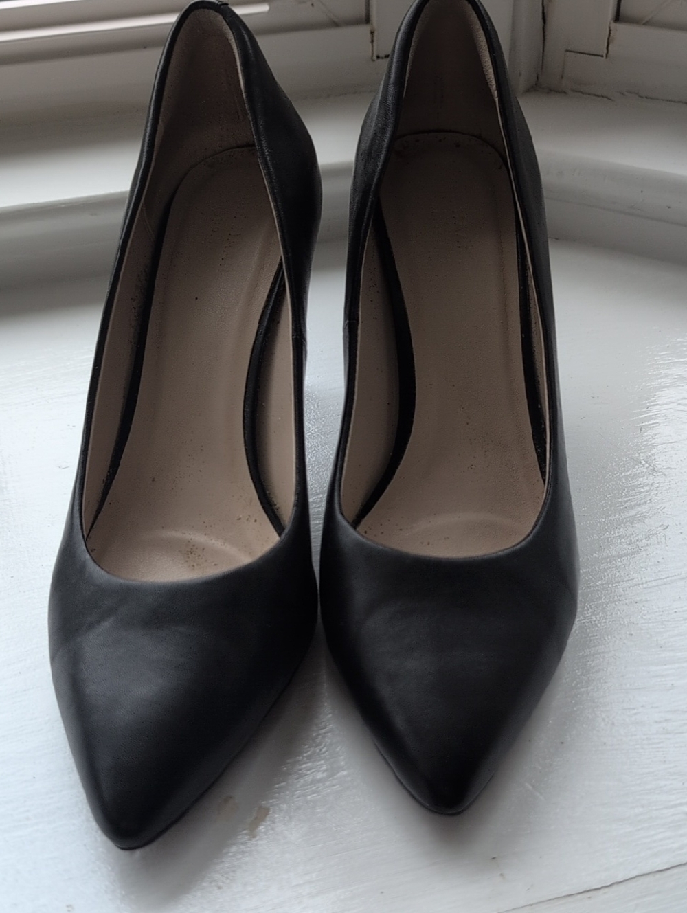 Cole Haan Black Pointed-Toe Leather Pumps